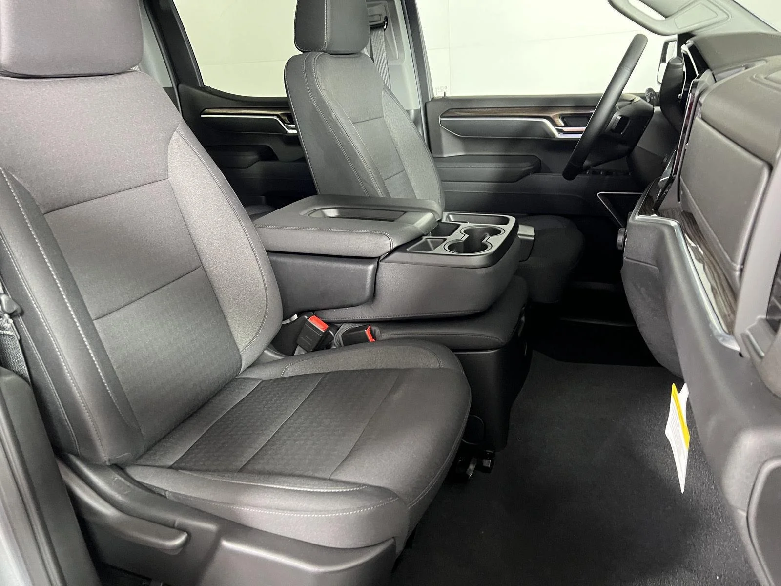 Used 2026 Sterling Gray Metallic Chevrolet LT image 43