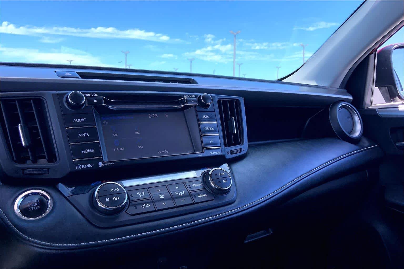 Used 2018 Ruby Flare Pearl Toyota XLE image 35