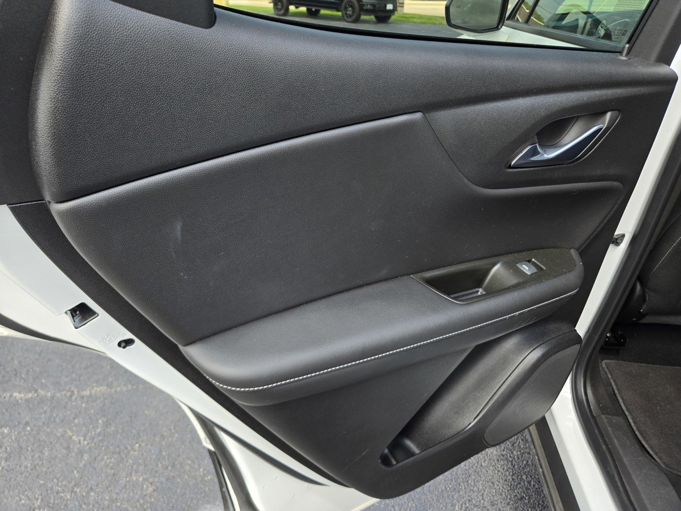 Used 2023 Summit White Chevrolet LT image 35