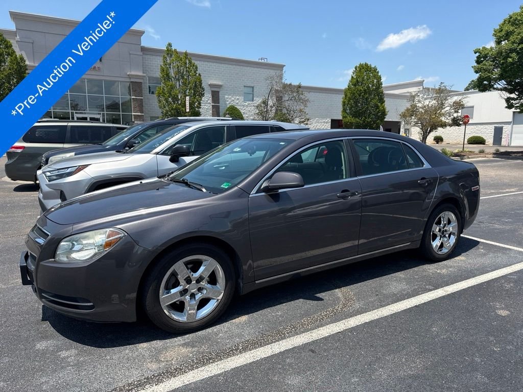 Used 2010 Beige Chevrolet LT image 5