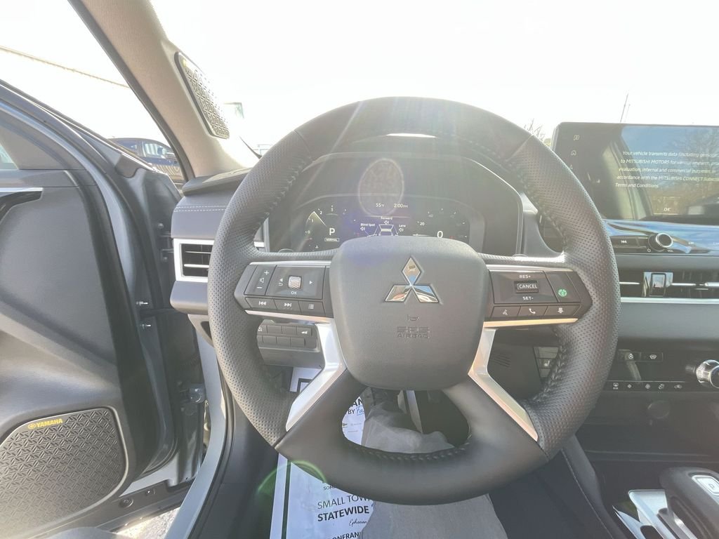 2026 Mitsubishi Outlander SE - Photo 14