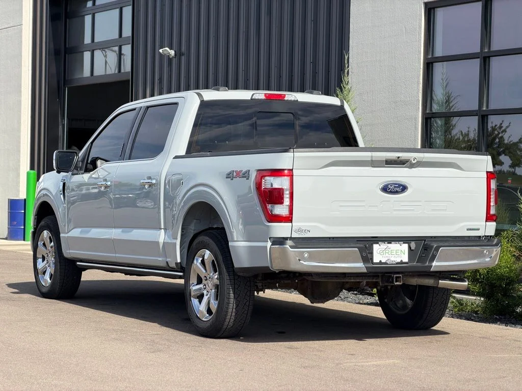 Used 2023 Gray Ford Lariat image 3