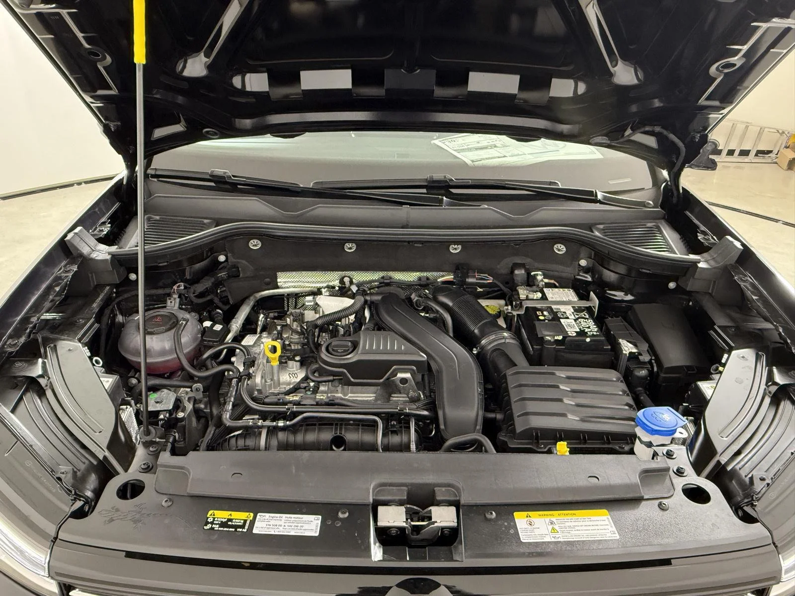 New 2027 Deep Black Pearl Volkswagen S image 13