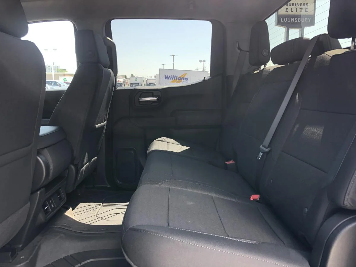 New 2026 Black Chevrolet 4wd Crew Cab 147 image 10