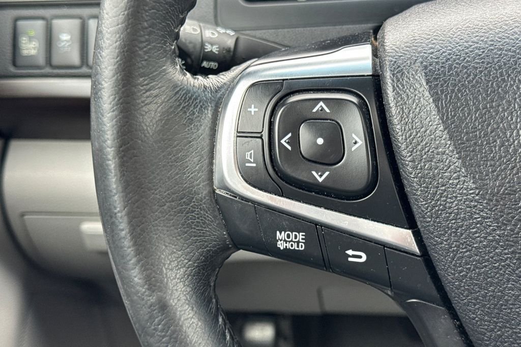 Certified Used 2017 Gray Toyota XLE image 28