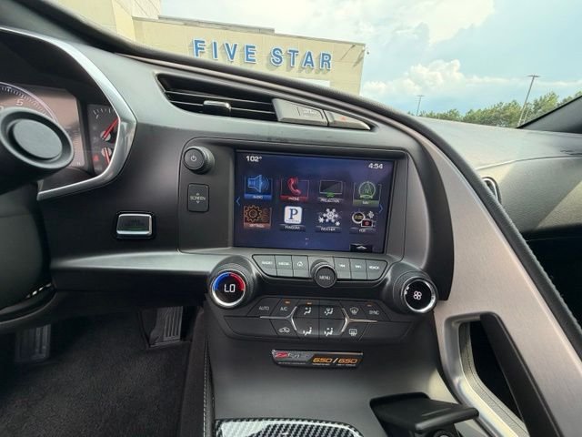 Used 2016 Red Chevrolet Z06 image 12