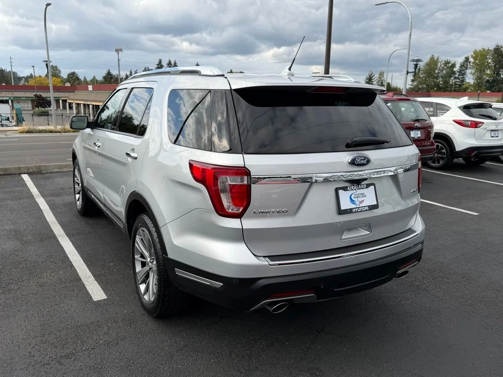 Used 2018 Ingot Silver Ford Limited image 9