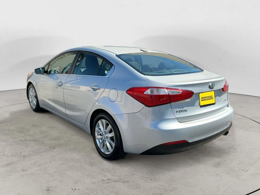 Used 2015 Silver Kia EX image 7
