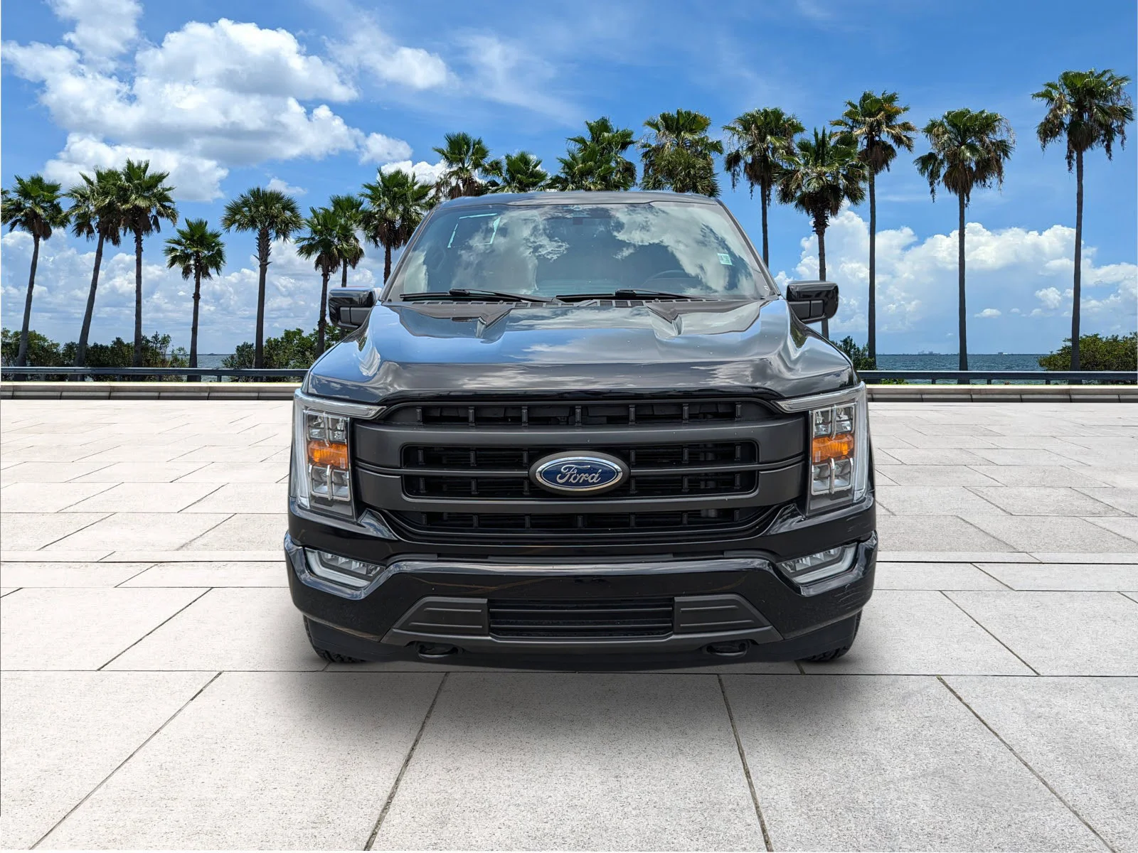 Certified Used 2023 Agate Black Metallic Ford LARIAT image 3