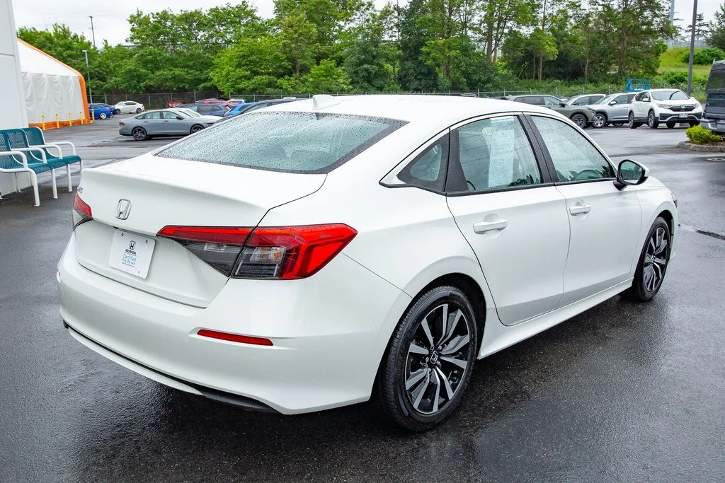2024 Honda Civic EX - Photo 14