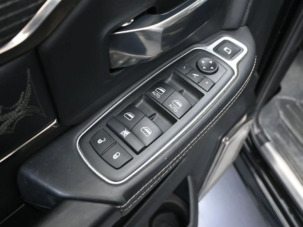 Used 2021 Black Ram Limited image 22