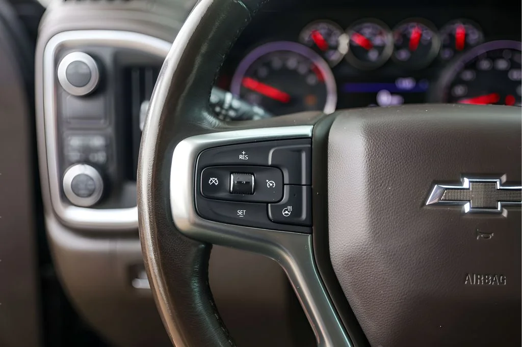 Used 2020 Blue Chevrolet RST image 16