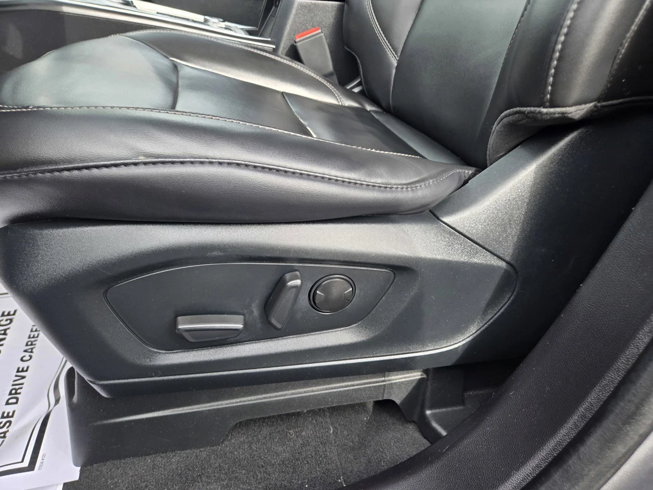 Used 2023  Ford XLT image 26