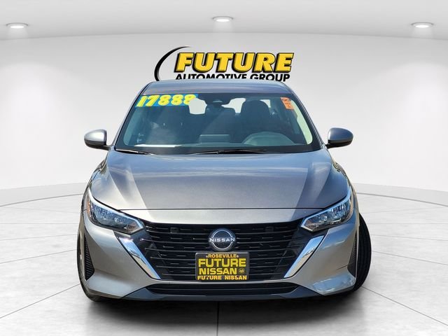 Used 2024 Gray Nissan SV image 2