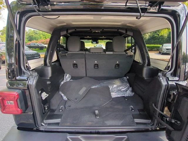 Used 2025 Black Jeep Sahara 4xe image 30