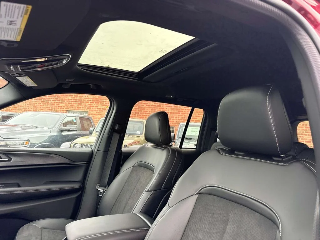 New 2025 Red Jeep Altitude X image 21