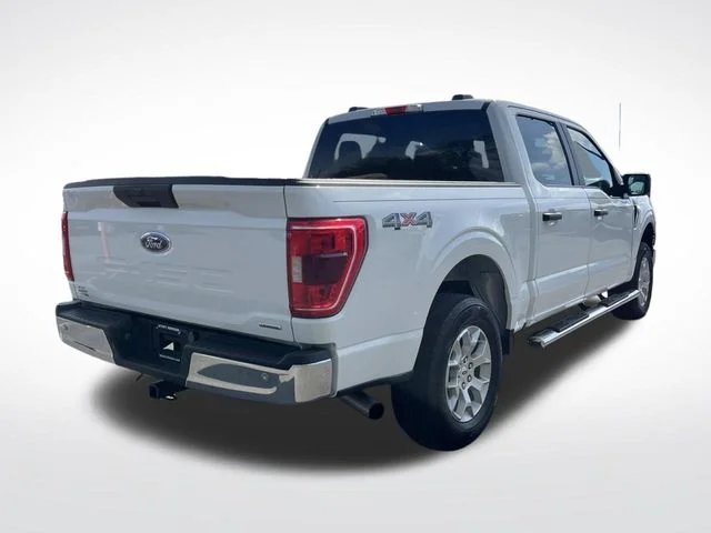 Used 2023 White Ford XLT image 3