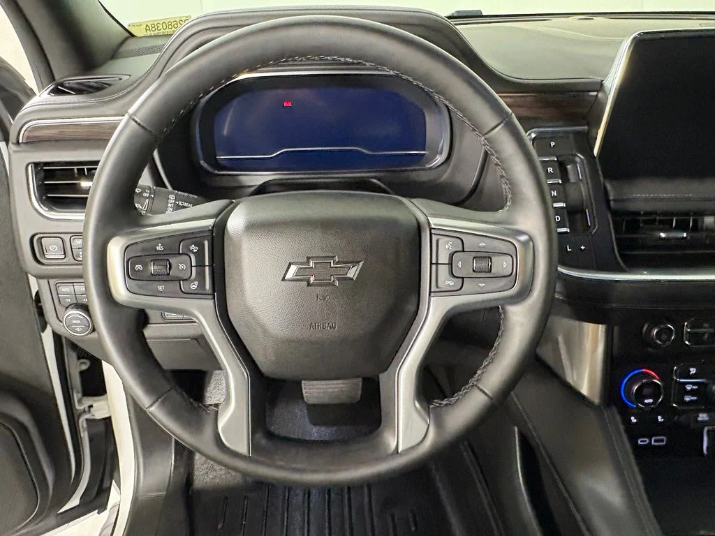 Used 2023 Beige Chevrolet Z71 image 28