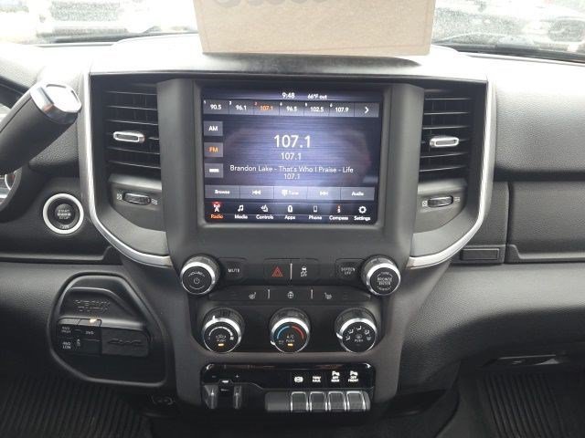 Used 2020 Patriot Blue Pearlcoat Ram Lone Star image 18
