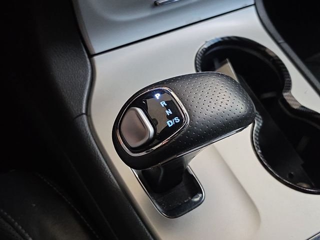 Used 2015 Red Jeep SRT image 15