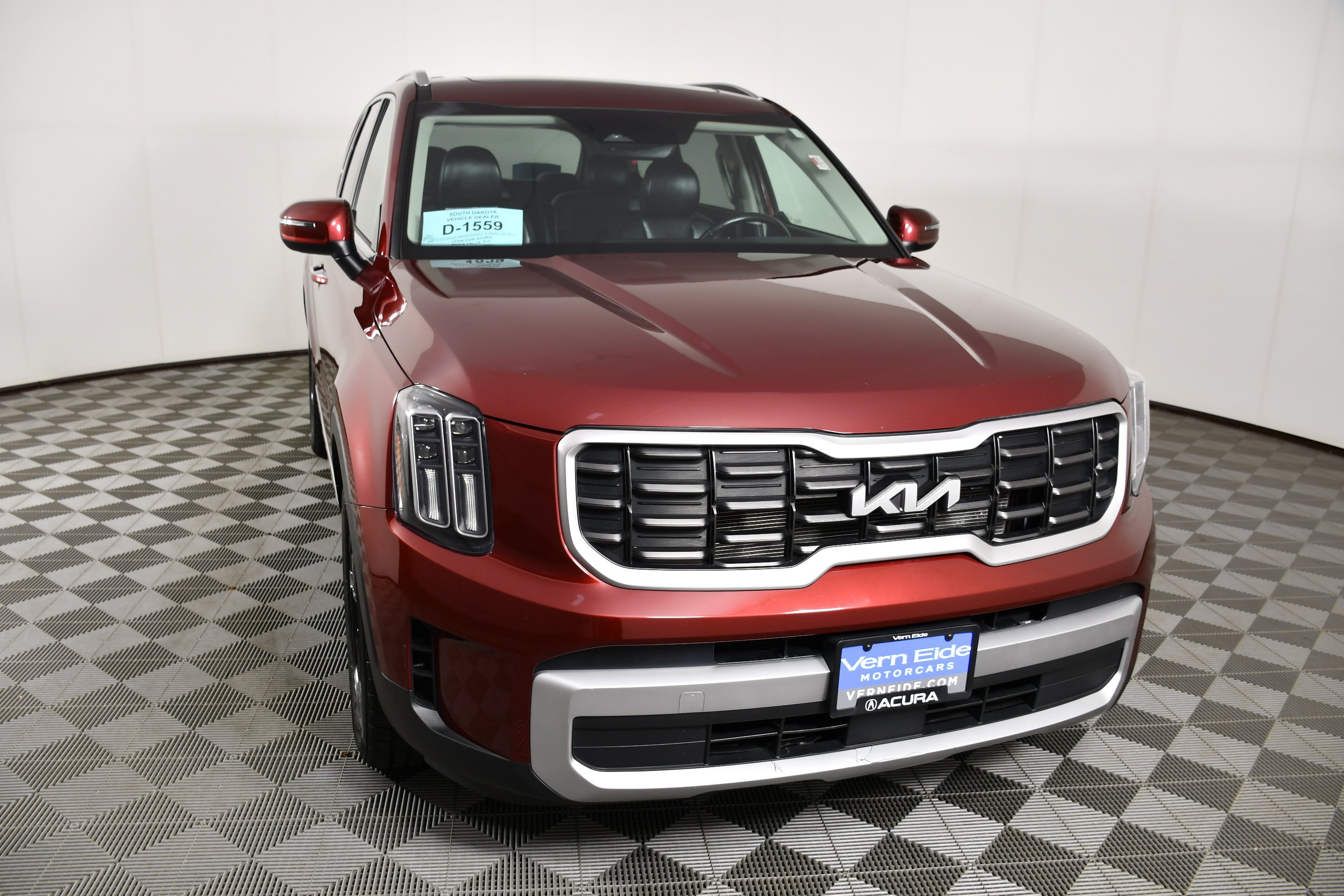 Used 2023 Dawning Red Kia S image 3