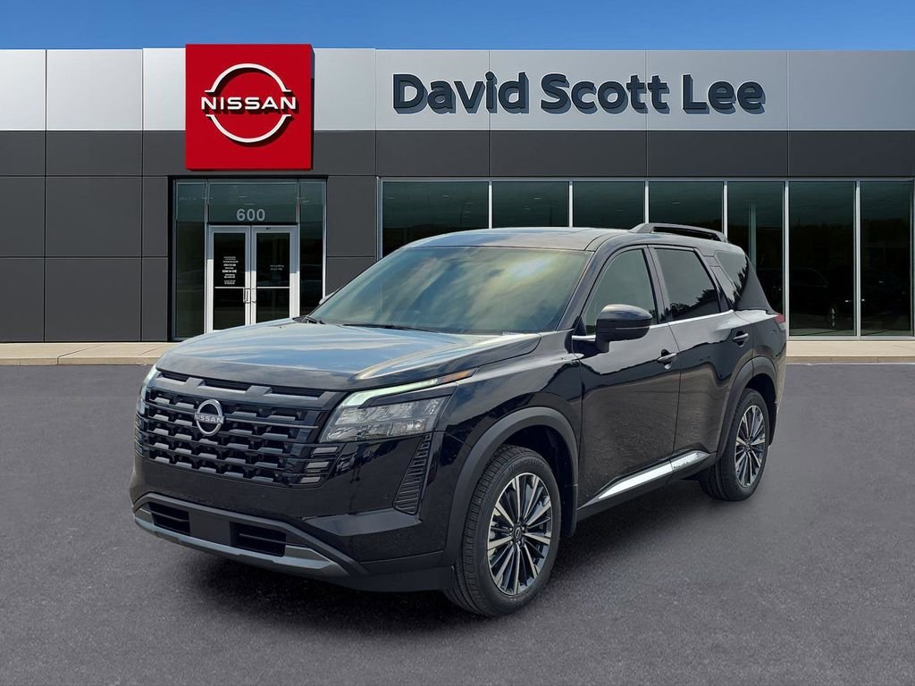 2026 Nissan Pathfinder Platinum 2WD's photo
