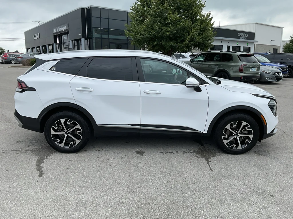 Used 2024 Glacial White Pearl Kia EX image 10