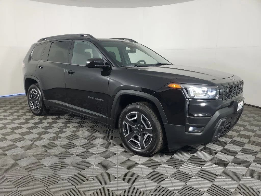 Used 2026 Black Jeep Laredo image 2