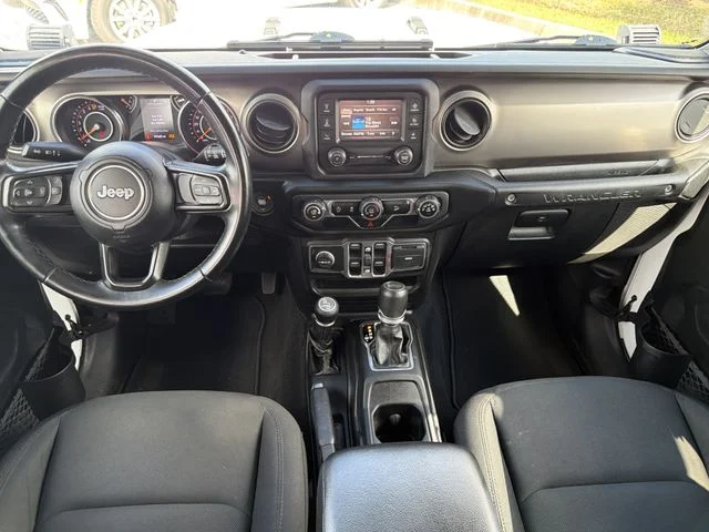 Used 2020 White Jeep Unlimited Sport S image 13