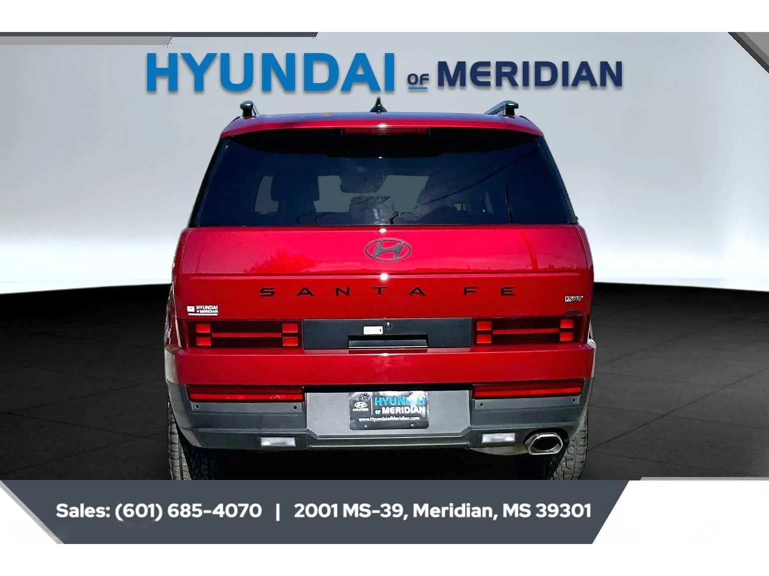 Used 2025 Ultimate Red Hyundai XRT image 4