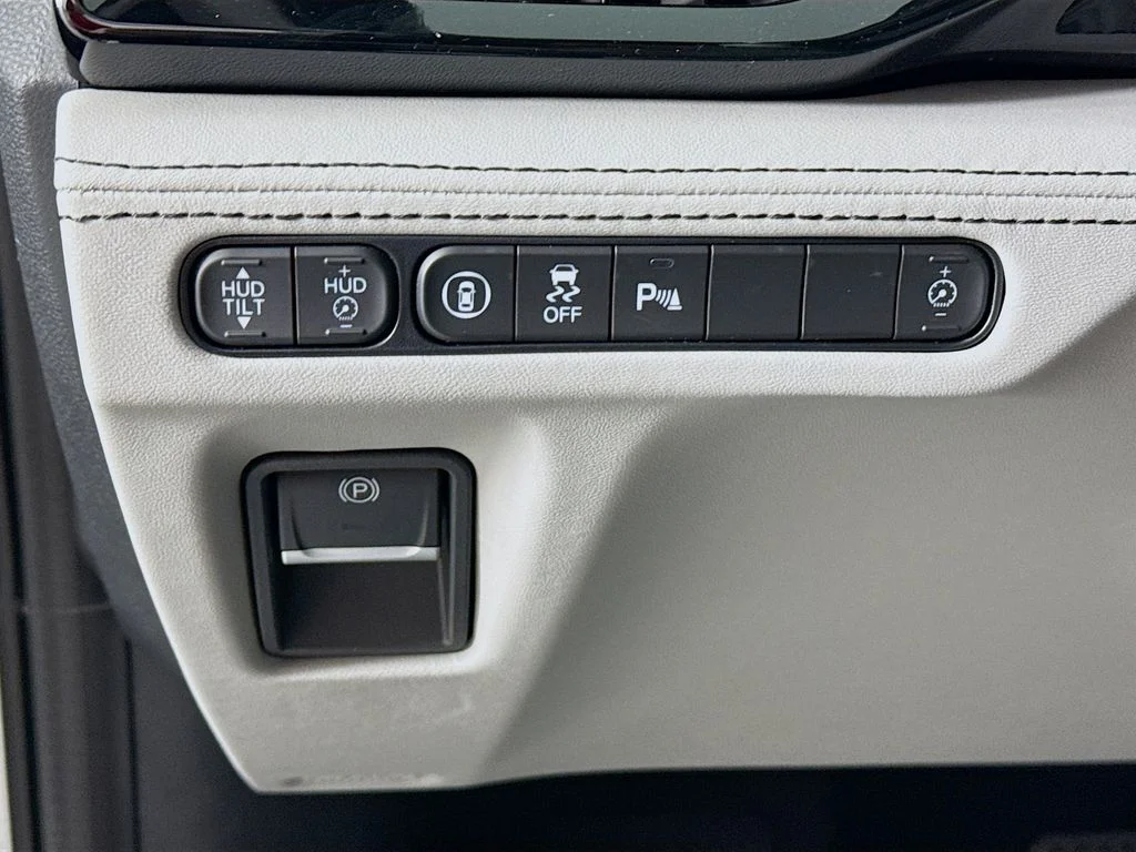 New 2026 Solar Silver Metallic Acura Advance Package image 11
