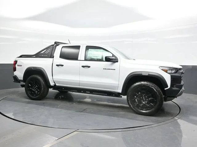 2026 Chevrolet Colorado Trail Boss - Photo 7