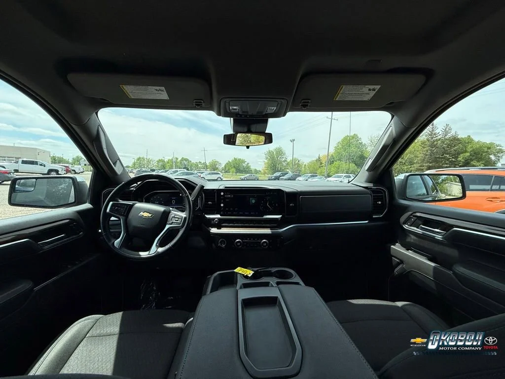 2022 Chevrolet Silverado 1500 LT - Photo 14