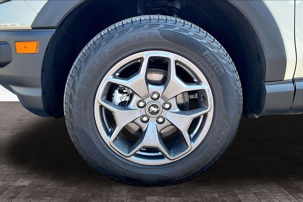 Used 2024 Desert Sand Ford Badlands image 34