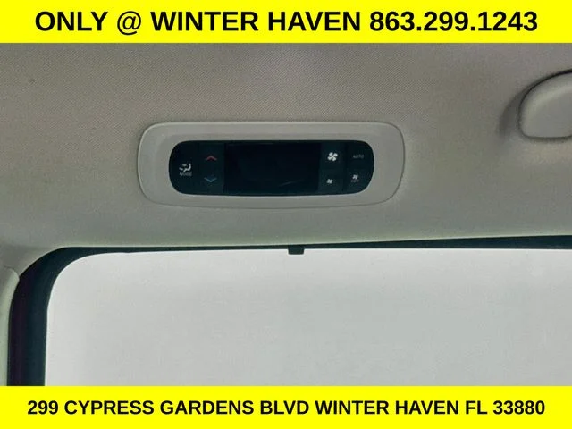 Used 2024 Red Chrysler Touring L image 23