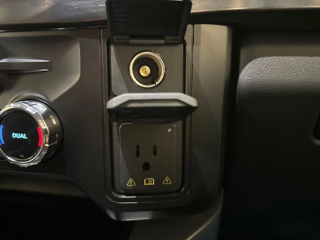 New 2026 Blue Ford Lariat image 31