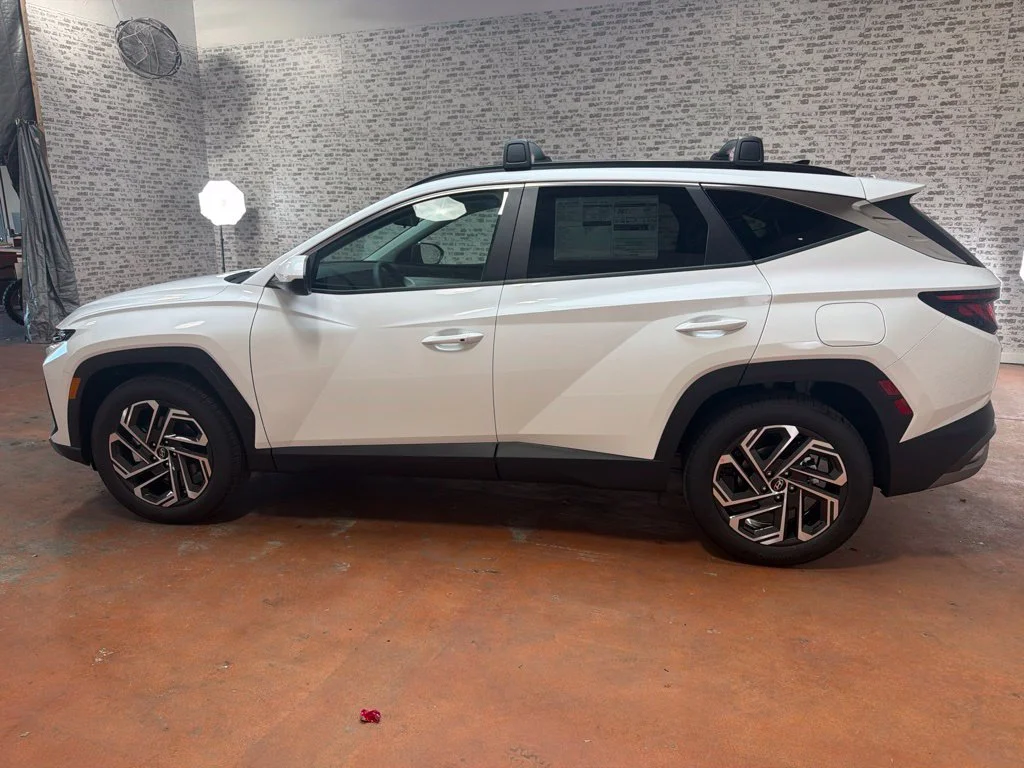 New 2026 Serenity White Pearl Hyundai SEL Plus image 4