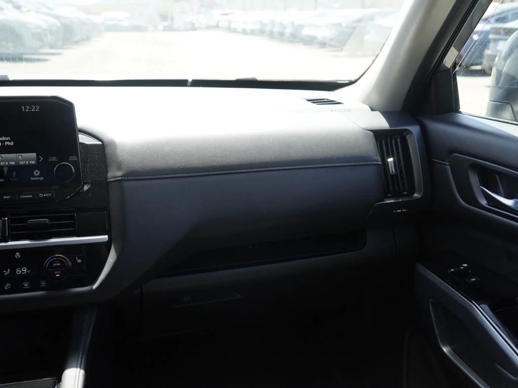 Used 2024 Gray Nissan SL image 21