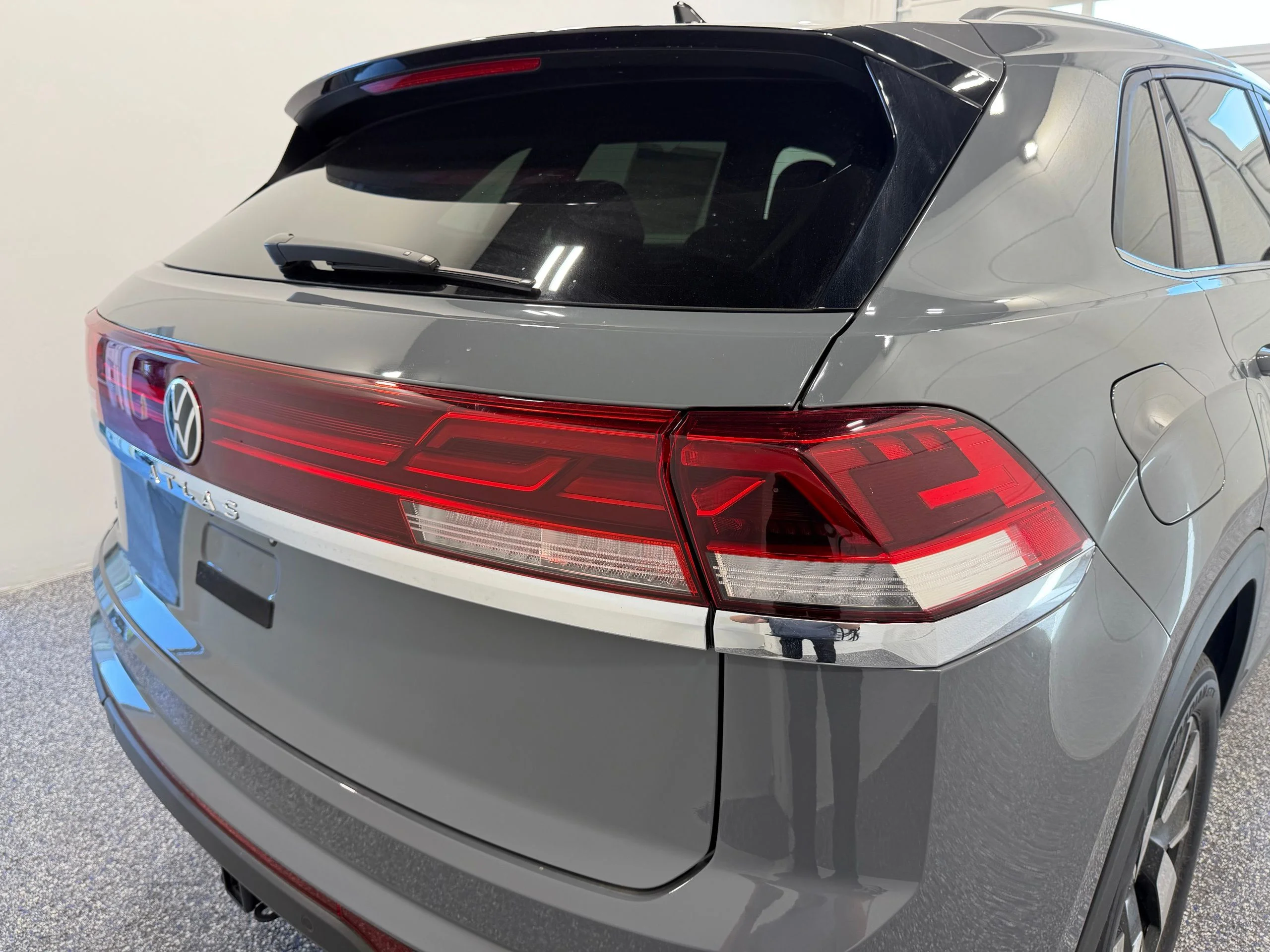 New 2026 Gray Volkswagen 2.0T SE w/Technology image 17