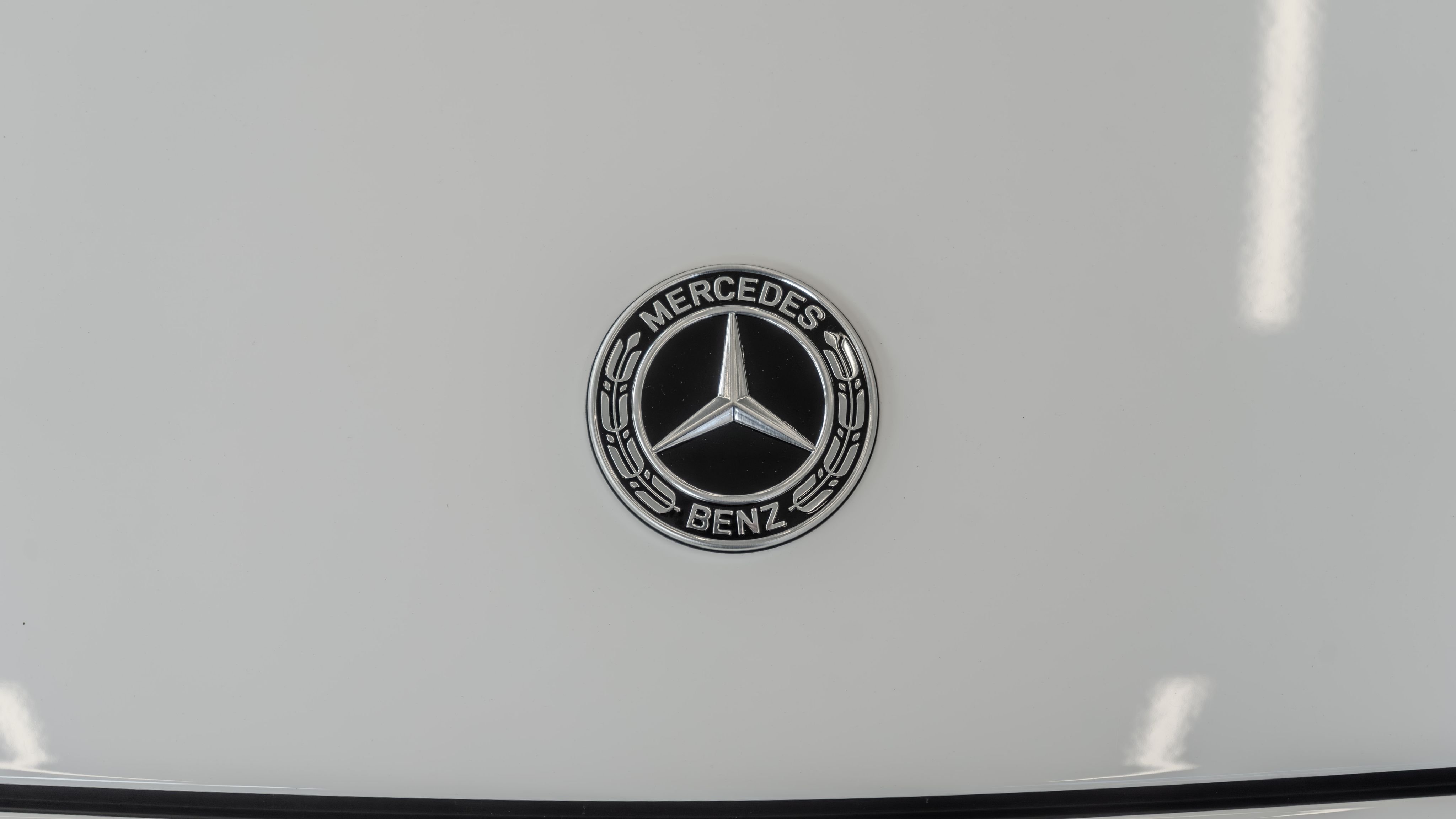 New 2026 White Mercedes-Benz E 450 image 5