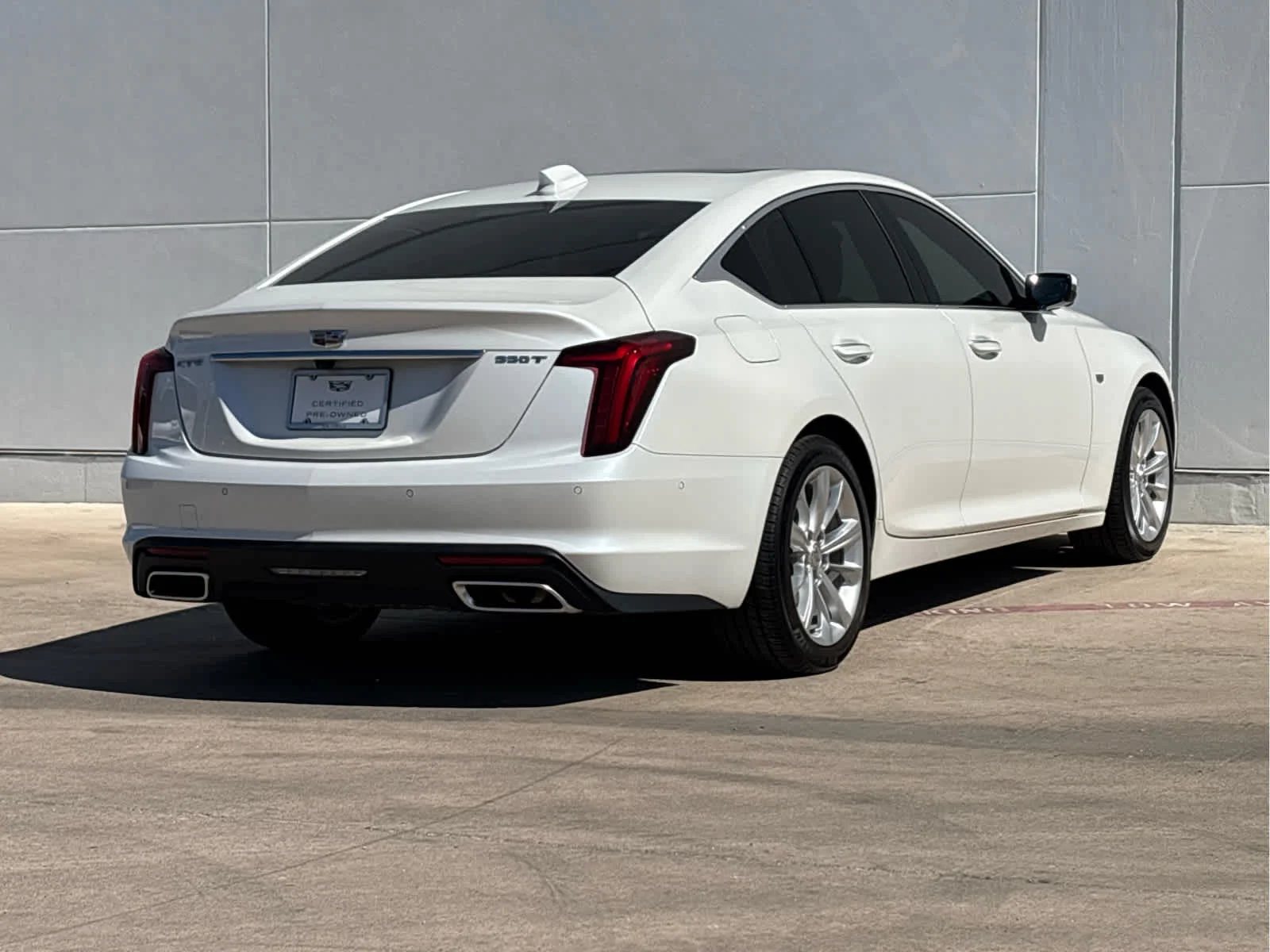 Certified Used 2025 Crystal White Tricoat Cadillac Premium Luxury image 4