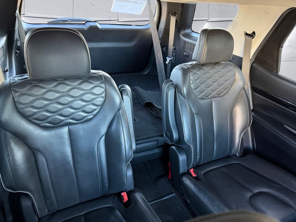 Used 2021 Gray Hyundai Limited image 16