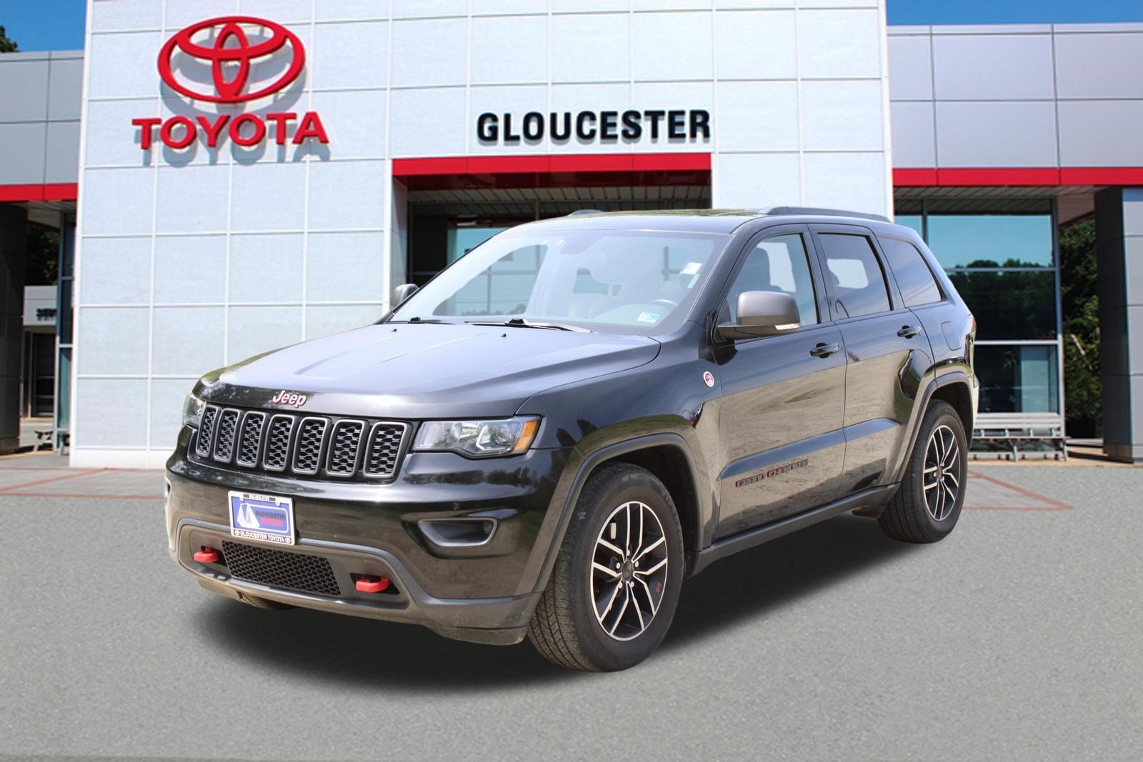 Used 2020 Diamond Black Crystal Pearlcoat Jeep Trailhawk image 1