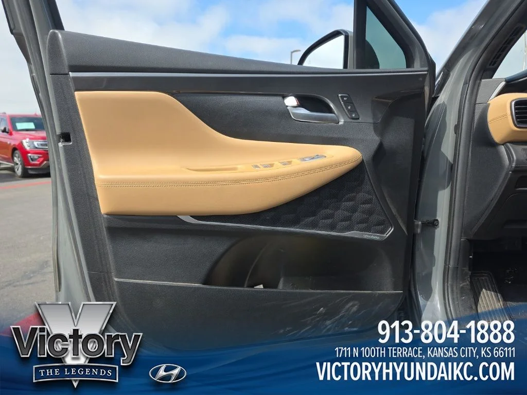 Used 2023 Gray Hyundai Calligraphy image 9