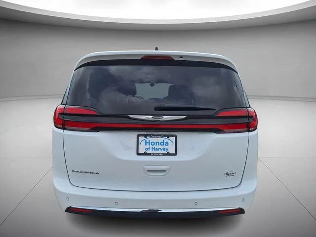 Used 2024 Bright White Clearcoat Chrysler Touring L image 4