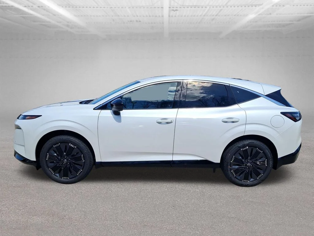 New 2026 White Nissan Platinum image 2