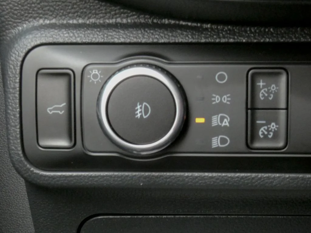 Used 2025 Gray Ford Platinum image 24