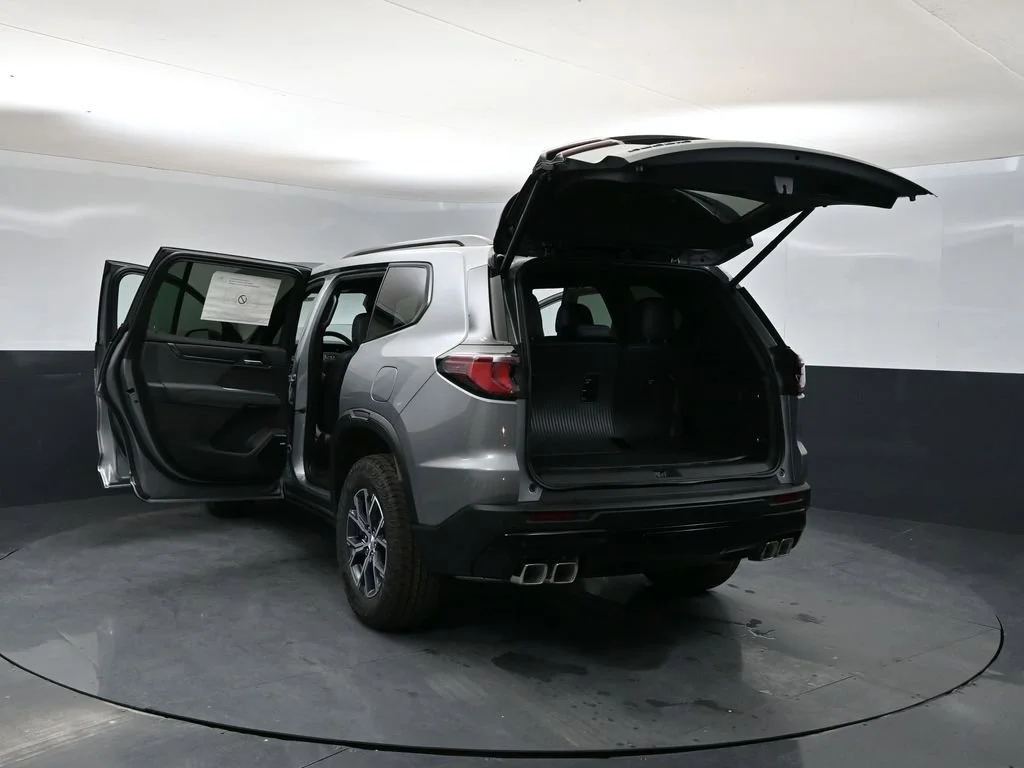 2026 GMC Acadia AT4 - Photo 40