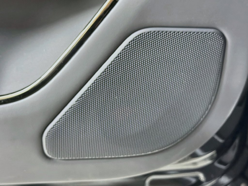 Used 2026 Black Land Rover Autobiography image 18