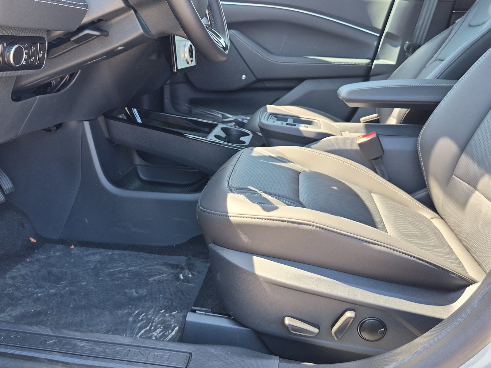 New 2026 Glacier Gray Metallic Tri-coat Ford Premium image 22